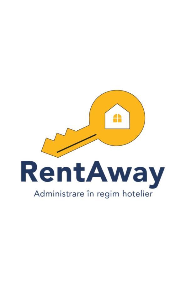 Large Apartment In Ultra-Central Location Brasov Bagian luar foto